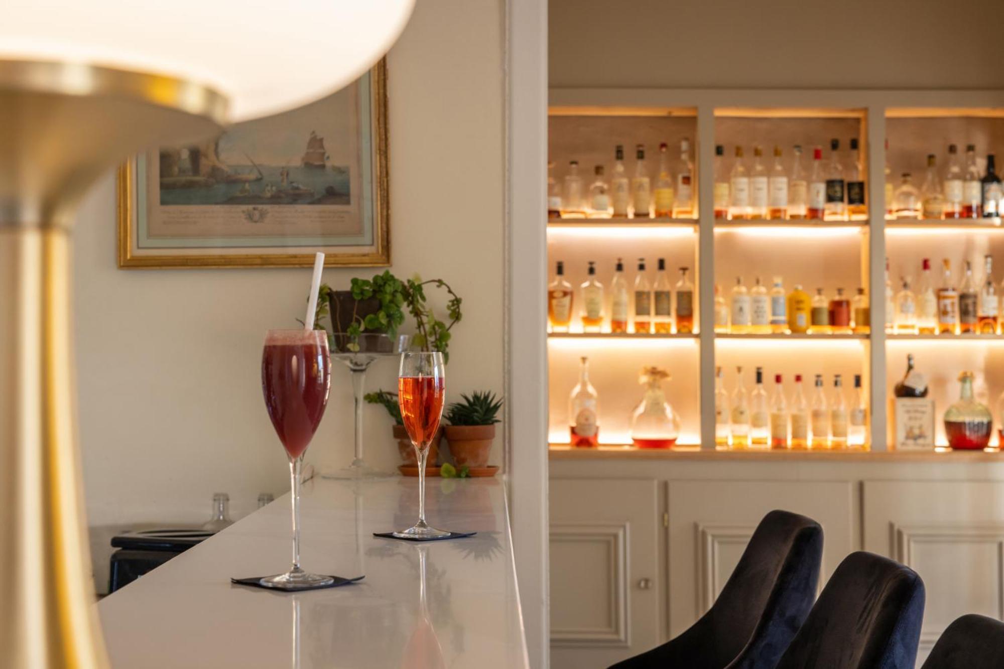 Logis Hotel Restaurant Chateau Bellevue 카죠봉 외부 사진