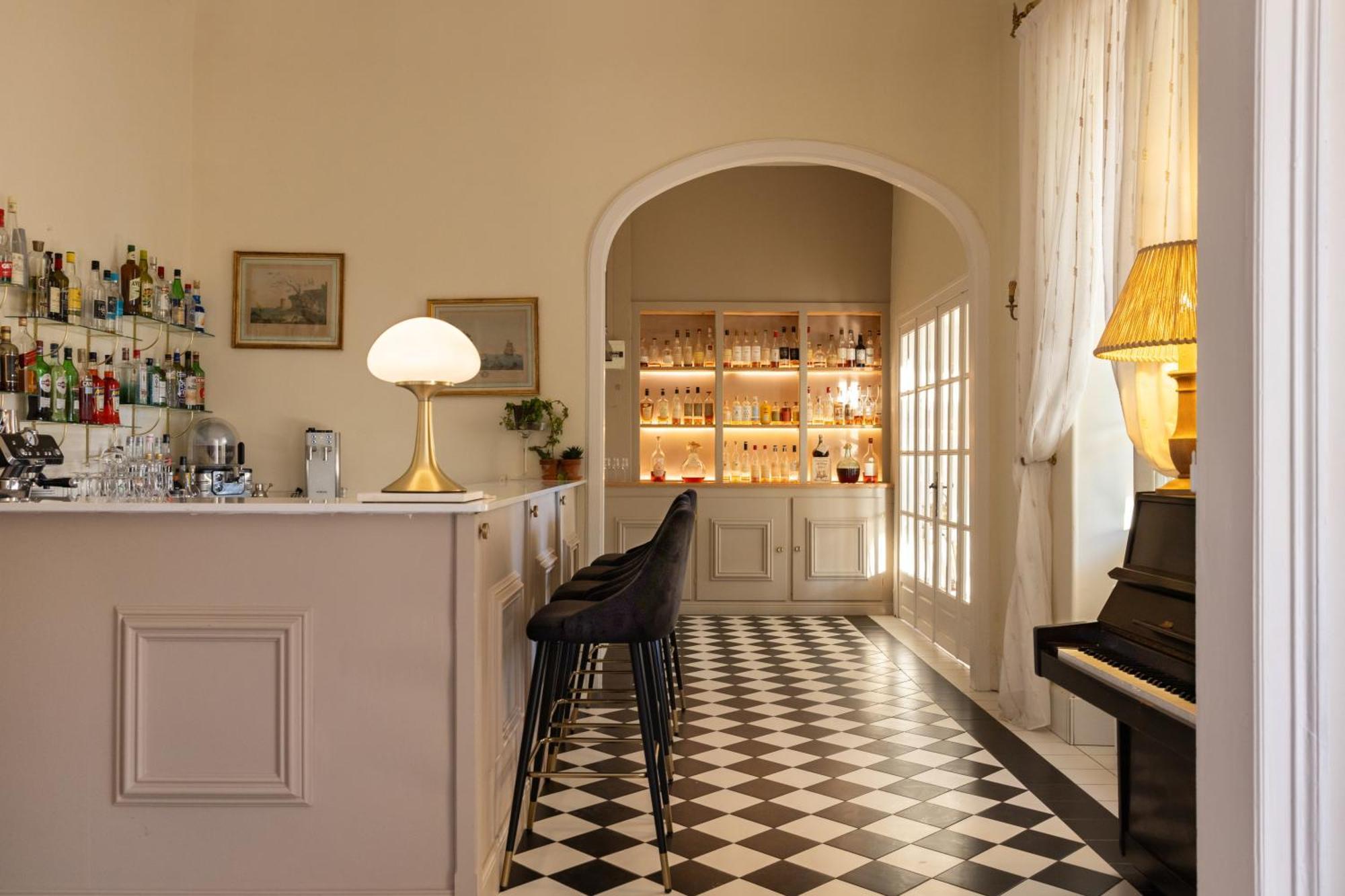Logis Hotel Restaurant Chateau Bellevue 카죠봉 외부 사진