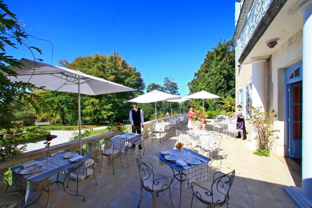 Logis Hotel Restaurant Chateau Bellevue 카죠봉 외부 사진