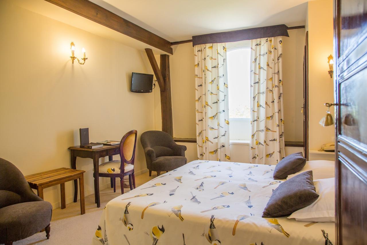 Logis Hotel Restaurant Chateau Bellevue 카죠봉 외부 사진