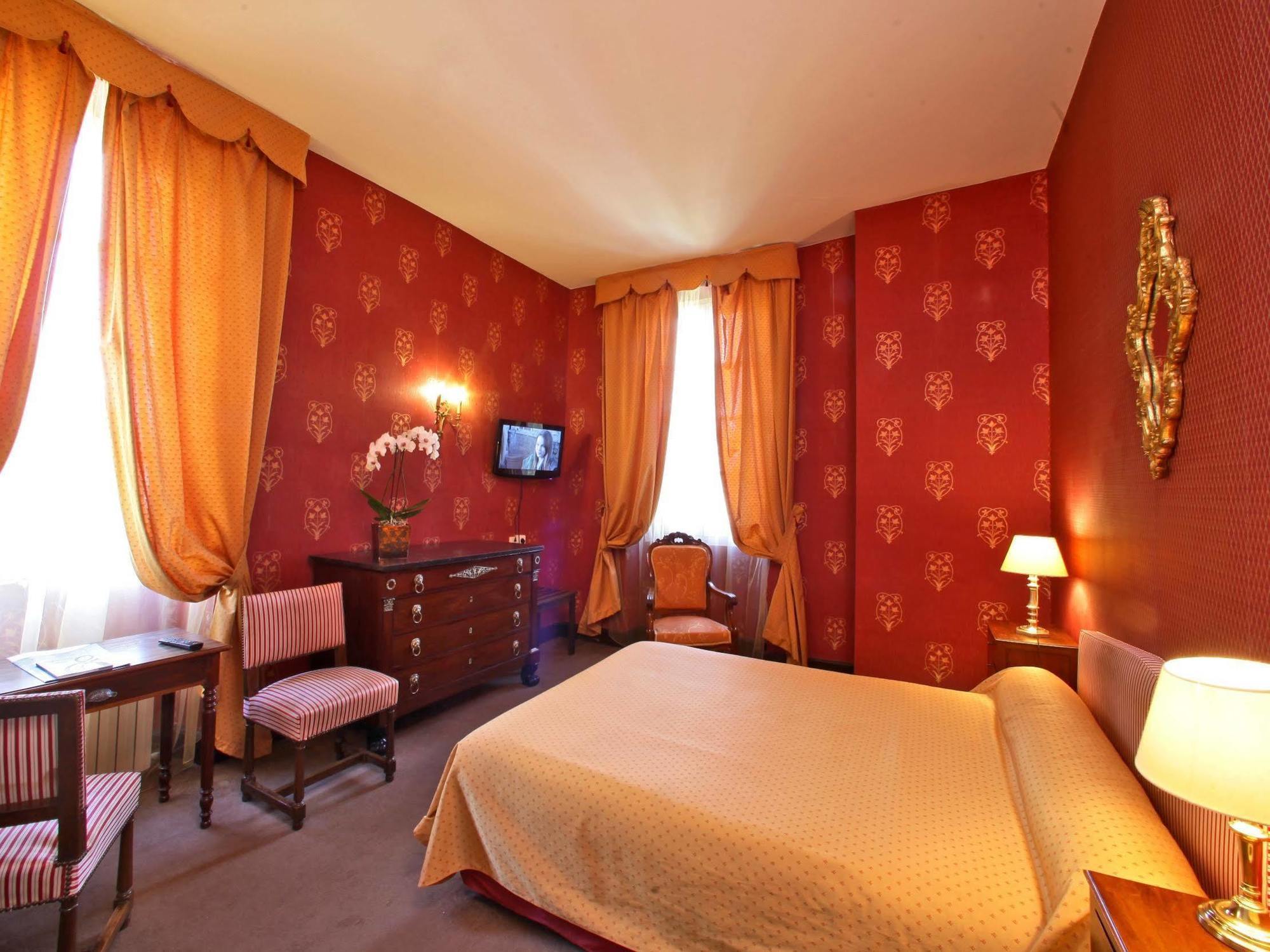 Logis Hotel Restaurant Chateau Bellevue 카죠봉 외부 사진