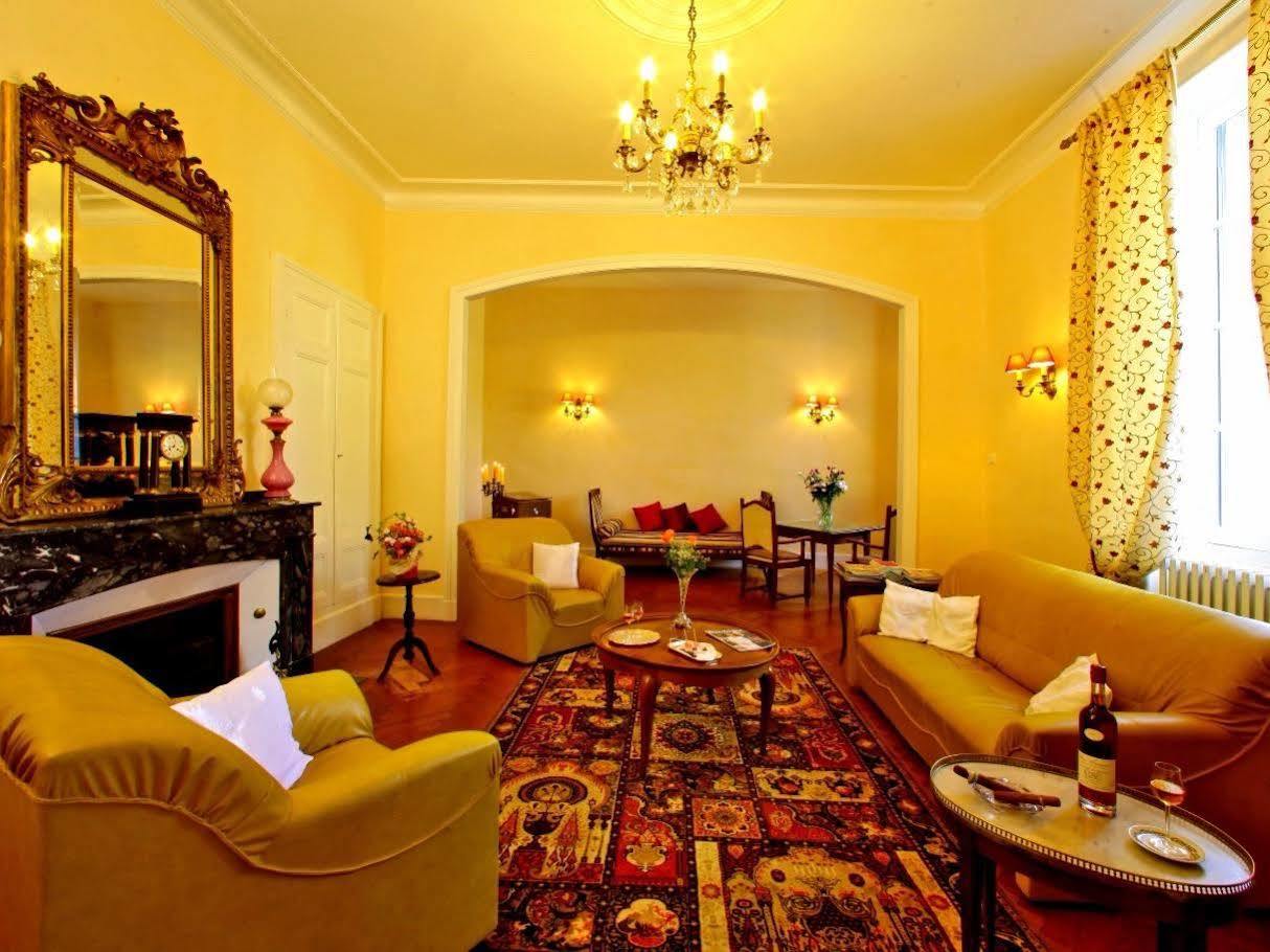 Logis Hotel Restaurant Chateau Bellevue 카죠봉 외부 사진
